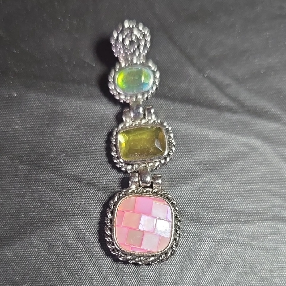 Elegant Silver and Pink Necklace Slide